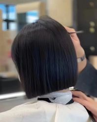 -秦·专注剪发