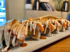 火炙三文鱼手握寿司-信日本料理(信义坊店)