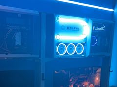 -外星熊·伊斯贝尔电竞店
