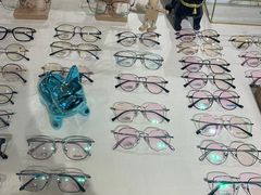 -肆兮眼镜·蔡司·徕卡战略合作店(大坪店)