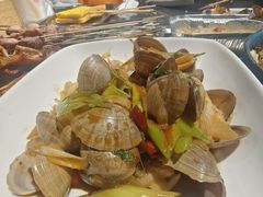 -马路牙子烧烤音乐酒馆(望京店)