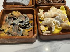 -菌小白火锅(时尚天河店)