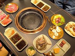 -梨花甄选自助烤肉(小寨原力场店)