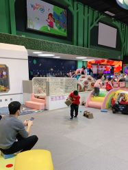 -玩塾品格乐园(宇宙太空龙旗店)