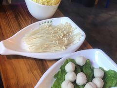 -小小河边鱼(天润城店)