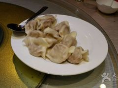 -淄博蓝海国际大饭店·蓝钻国际美食自助百汇(柳泉路店)