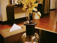 -迪瓦娜按摩和水疗中心