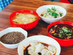 -继红顺河抄手名小吃