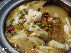 -周鱼小馆石锅酸菜鱼(活力汇店)