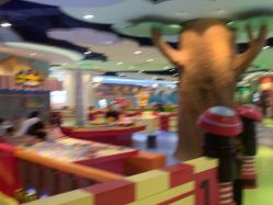 -MELAND CLUB亲子乐园•派对(虹桥万象城店)