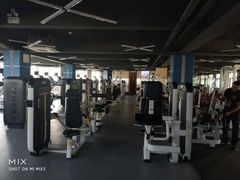 -菲特游泳健身(龙行店)
