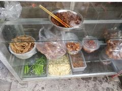 -清泉食杂店