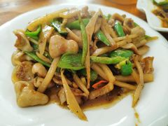 -始兴县农家小院餐馆