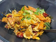 -醉人椒麻辣香锅(王府井喜悦店)