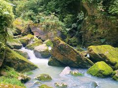 -龙水峡地缝景区