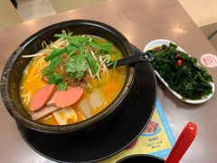 -灵芝妹子海鲜米线(瓦房店新玛特店)