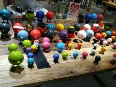 -LOL原创生活概念店(K11购物艺术中心店)