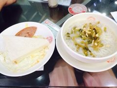 奶油多士-义顺牛奶公司(庇利金街店)