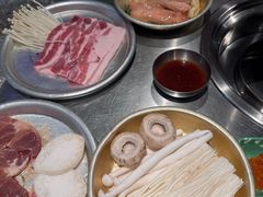 -欧巴炭烤肉오빠숯불구이(南京东路店)