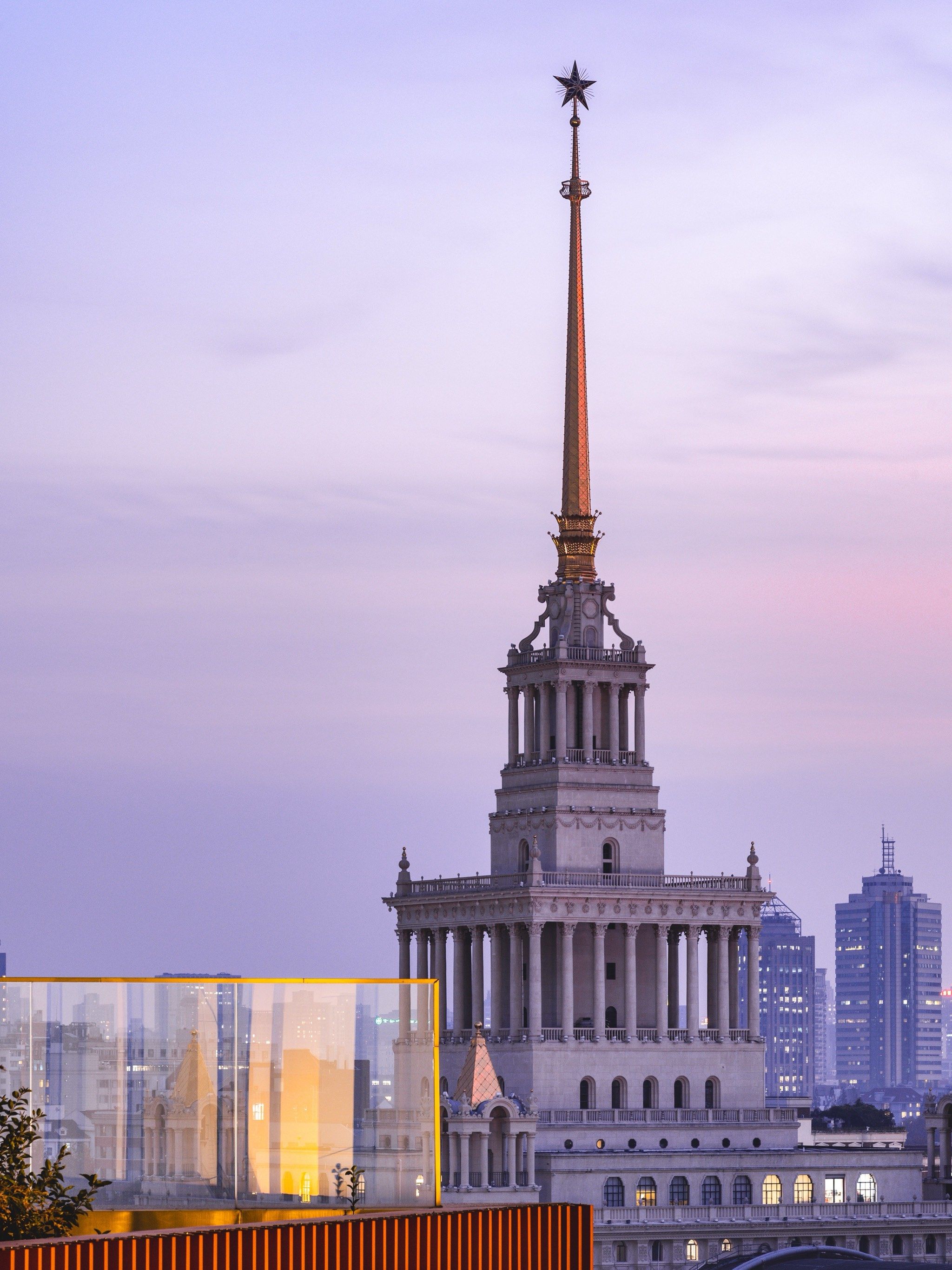 没错就在静安恒隆广场的6f