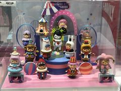 -泡泡玛特POPMART(蓝色港湾店)