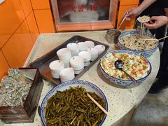 -闫家驴肉老店(华电一校店)