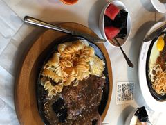 -豪客来牛排(中央花苑店)