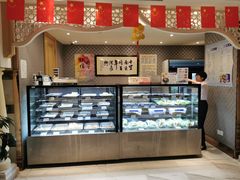 面包甜点陈列柜-洪长兴(广西北路店)