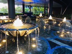 -上海滴水湖皇冠假日酒店