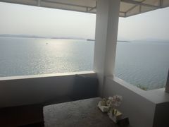 -蜜悦·波西塔诺悬崖海景餐厅
