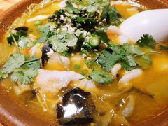 -东家小院金汤酸菜鱼(南阳路店)