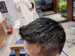 点击看大图 -T.1 hair salon烫染接发
