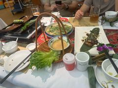 -刘姐啤酒鱼民族演艺餐厅(西街总店)