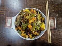 -内蒙焖面大盆骨餐馆(山大路店)