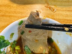 -金鼎雪山牦牛杂火锅(理县总店)