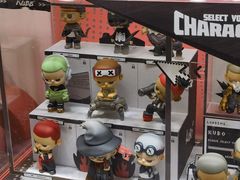 -泡泡玛特POPMART(侨福芳草地店)