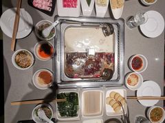 -海底捞火锅(杭州天虹购物中心店)