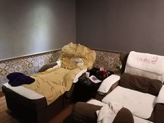 -利士康养•按摩肩颈足疗瑶浴(塘厦万科店)