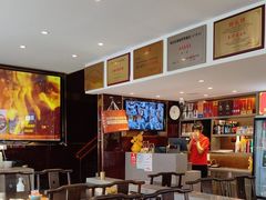 -川流不息·地道川菜·小龙虾(松东路店)