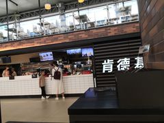 -肯德基(南京站A2检票口楼上)