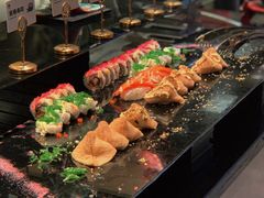 自助取餐区-钱小奴海鲜自助黑金店(杭州滨江龙湖店)