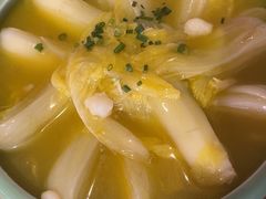 -迪拜杭州风味音乐餐厅(杭州首店 湖滨步行街店)