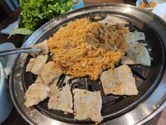 -明洞阿姨·韩式酱蟹烤肉·创意料理(三元桥店)