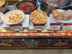 -汗腾格里·风味餐厅(新疆驻京办店)