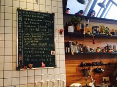 -Be Lived Cafe比例咖啡(摩天轮店)