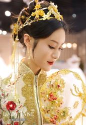-Lady  Jane高端婚纱礼服馆
