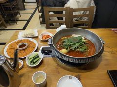 -喇喇排骨火锅·传统韩式脊骨汤(望京西园总店)