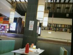 -阿瓦山寨·湘菜现炒·剁椒鱼头王(咸阳总店)