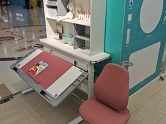 -康朴乐儿童学习桌椅(蓝色港湾店)