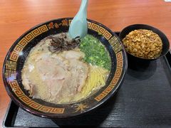 招牌豚骨-博多一蘭·乌冬·定食·烧串(徐家汇店)